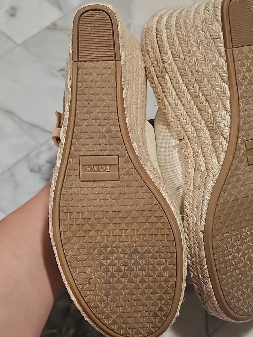 TOMS Cream Canvas Espadrille Slingback Sandals with Tan Trim Size 7 - Picture 9 of 11